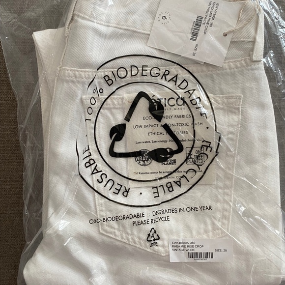 Etica white jeans mid rise crop NWT size 28 - Picture 1 of 3